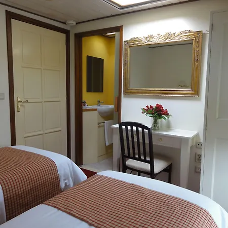 Couette-café Peniche Serenity 2*